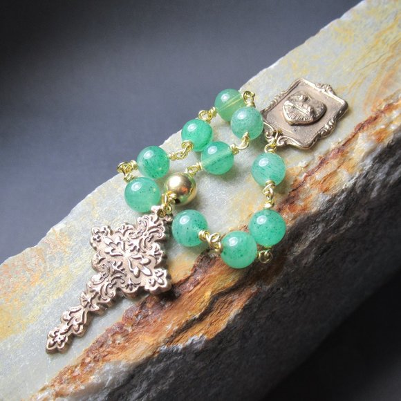 Bronze Lamb Pocket Rosary, Nephrite Jade and Bronze - Picture 1 of 11